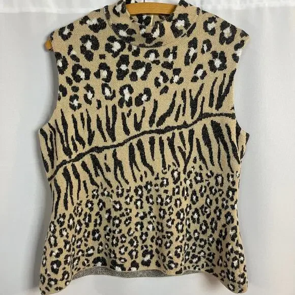 St. John Collection By Mary Gray Animal Print Turtleneck Top Size L - Picture 2 of 10